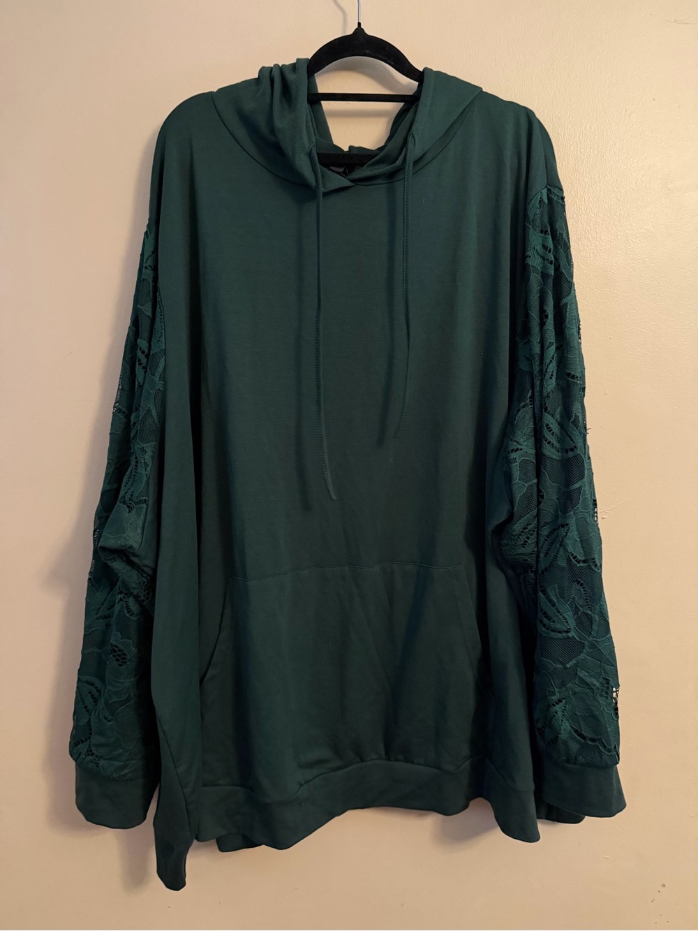 BloomChic Lace-Sleeve Hooded Pullover